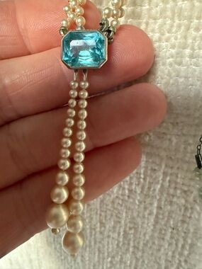 Vintage Exquisite pearl and aqua gemstone necklace.